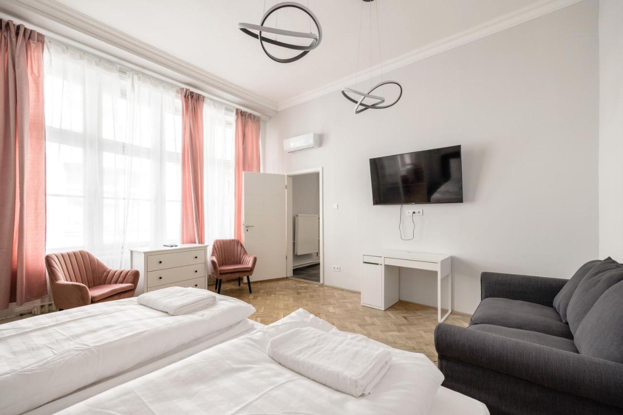 Prime Star Fashion Street Modern Luxury Apartments Budapeste Exterior foto