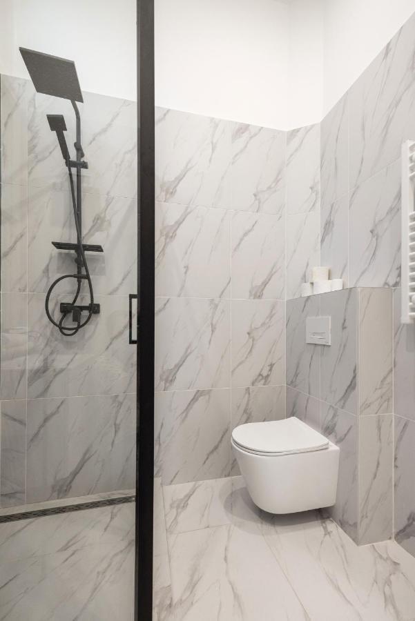 Prime Star Fashion Street Modern Luxury Apartments Budapeste Exterior foto